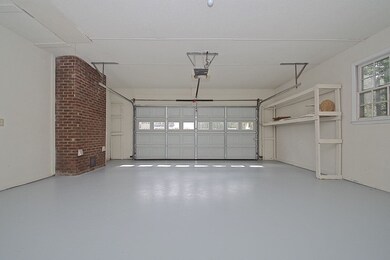 609 Clover Dr, Jacksonville, NC 28546 - photo 4