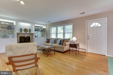 105 Sunset Dr, Annapolis, MD 21403 - photo 4