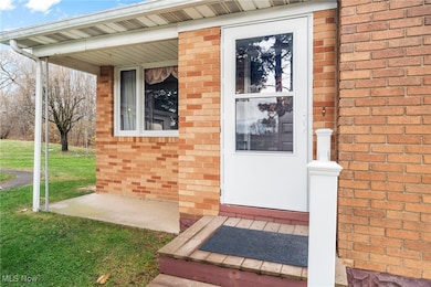 345 Werley St, Canton, OH 44730 - photo 2