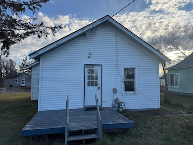 813 4th St SE, Bemidji, MN 56601 - photo 4