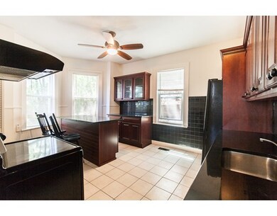 10 Winthrop Ave unit A, Newton, MA 02458 - photo 4