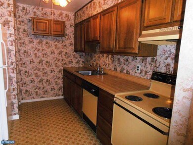 3421 W Chester Pike unit B35, Newtown Square, PA 19073 - photo 3