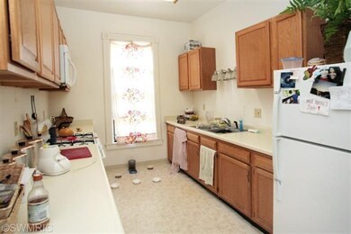 1014 S Park St, Kalamazoo, MI 49001 - photo 6