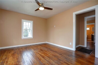 1608 W Virginia Ave, Dunbar, WV 25064 - photo 5