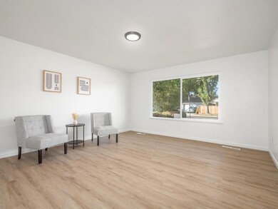 Living room 1
