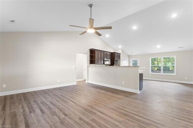 6009 Zoo Pkwy, Asheboro, NC 27205 - photo 7