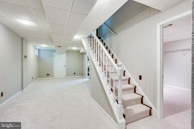 2320 Archdale Rd, Reston, VA 20191 - photo 5