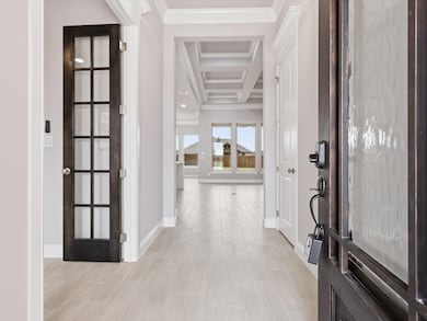 2005 Middlewood Cir, Granbury, TX 76049 - photo 4