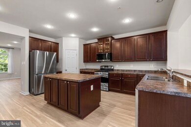 14919 First Baptist Ln, Laurel, MD 20707 - photo 7