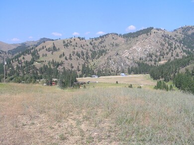 245 Dickson Creek Rd, Conner, MT 59827 - photo 6