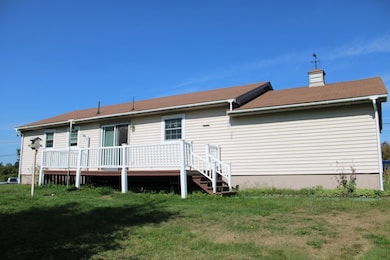 130 Exeter Rd, Corinth, ME 04427 - photo 3