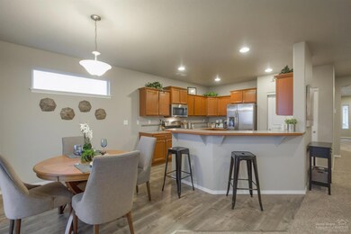 3610 SW Obsidian Place, Redmond, OR 97756 - photo 4