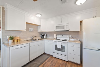 2039 Kona Dr, Holiday, FL 34691 - photo 4