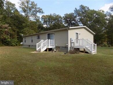 18028 Deere Trac Ln, Ruther Glen, VA 22546 - photo 2