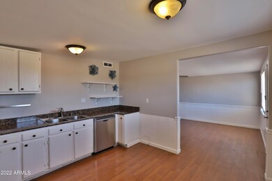 2046 E Lemon Kitchen