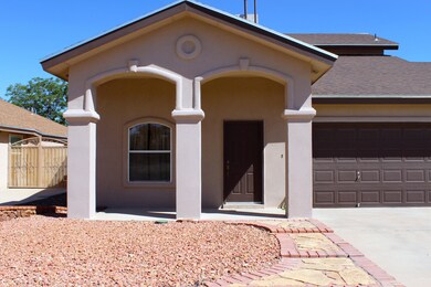 14044 Lago Seco Dr, Horizon City, TX 79928 - photo 4