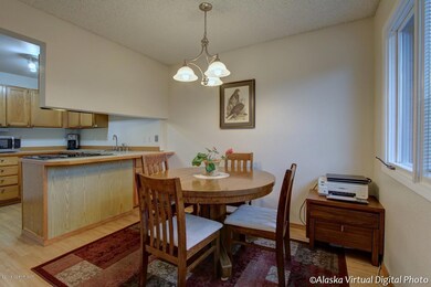 Dining Area & Snack Bar