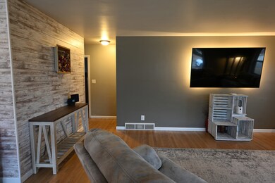 139 Eastview Dr, Normal, IL 61761 - photo 5