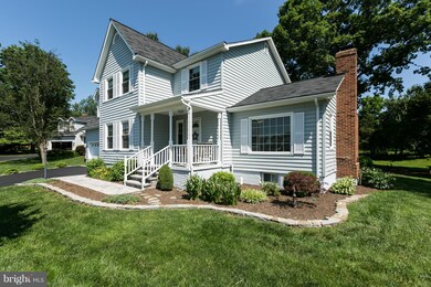 13368 Meadowsweet Dr, Fairfax, VA 22033 - photo 2