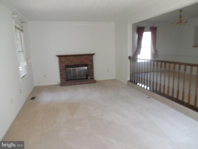 15100 Swiss Stone Ct, Burtonsville, MD 20866 - photo 7