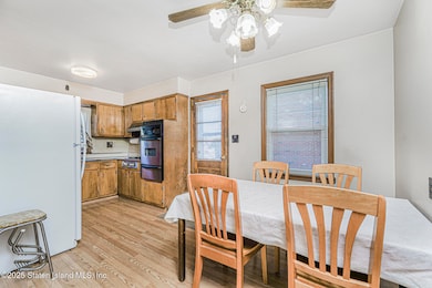 188 Evergreen Ave, Staten Island, NY 10305 - photo 3