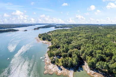 6 Oak Ledge Point Rd E, Harpswell, ME 04079 - photo 4