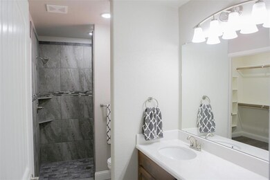 3543 Legacy Cir, Granbury, TX 76049 - photo 5