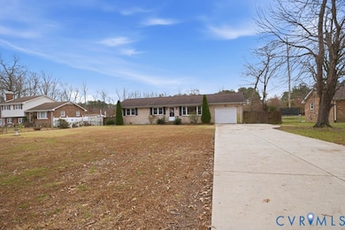 240 Southwood Dr, Petersburg, VA 23805 - photo 2