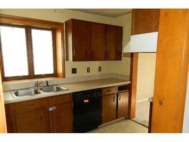 unlisted-address, Lansing, MI 48910 - photo 3