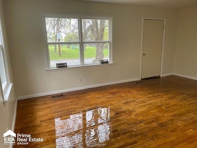 1080 E Cornell Ave, Flint, MI 48505 - photo 7