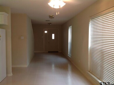 2120 2120 Villa Dr, Tyler, TX 75703 - photo 5