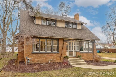 1-web-or-mls-587 S Shore Dr, Holland-1