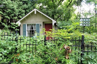 1813 Orchard Ln NE, Grand Rapids, MI 49505 - photo 3