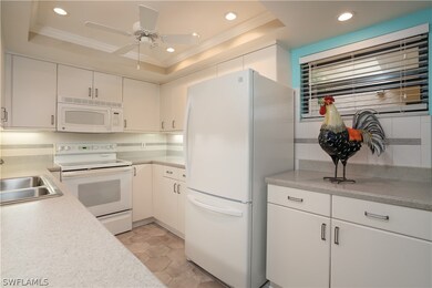 12501 Mcgregor Blvd unit 9, Fort Myers, FL 33919 - photo 2