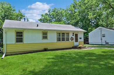 3929 55th St, Des Moines, IA 50310 - photo 3