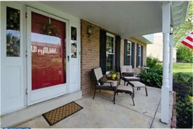 286 Wheatsheaf Ln, Langhorne, PA 19047 - photo 2