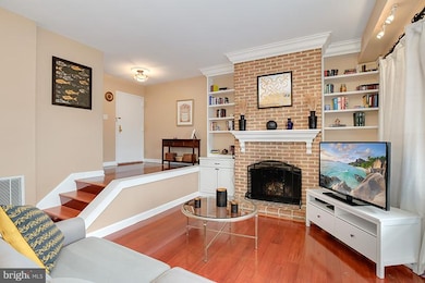 116 Roberts Ln unit 401, Alexandria, VA 22314 - photo 7