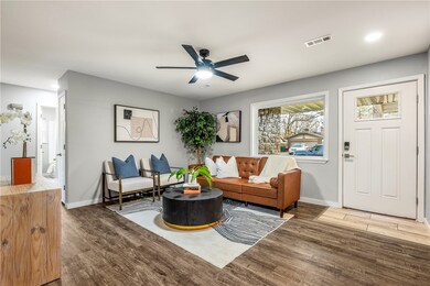 1321 Rolling Oaks Dr, Rogers, AR 72756 - photo 7