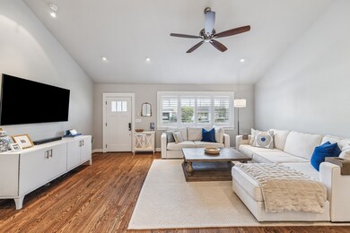 1522 Chantilly Ln, Houston, TX 77018 - photo 4