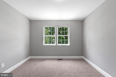 1230 Meridene Dr, Baltimore, MD 21239 - photo 3