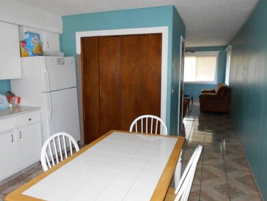 1025 & 1027 W Hendrix St, Rogers, AR 72756 - photo 5