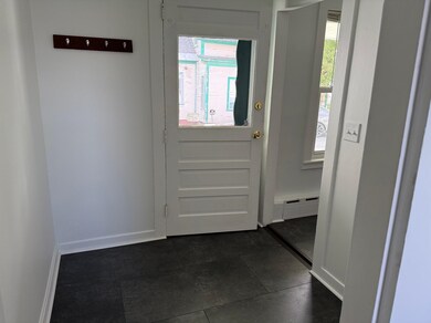 38 Franklin St, Claremont, NH 03743 - photo 2