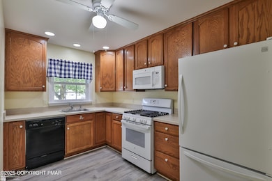 1572 Upstream Farm Rd, Easton, PA 18040 - photo 4