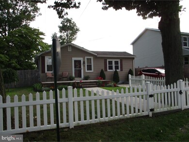 25 Clifford Ave, Westville, NJ 08093 - photo 2