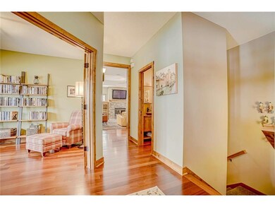 Staircase to the lower level on the right, powder 