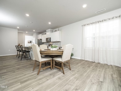 528 Sweet Pine Ln, Knightdale, NC 27545 - photo 4