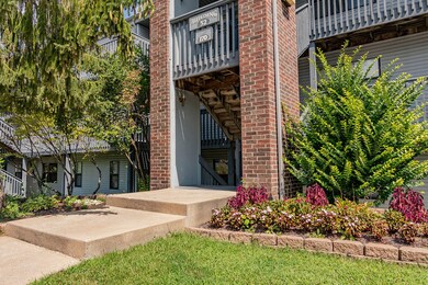 170BunkerRidgeDrUnit12Branson-1Exteriors