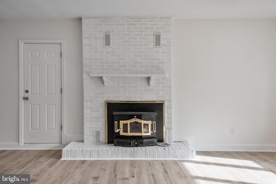 745 W Clayton Ave, Clayton, NJ 08312 - photo 4