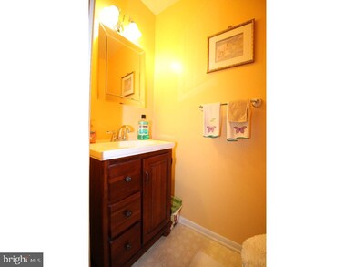 3065 Cardin Place unit V3, Norristown, PA 19403 - photo 5