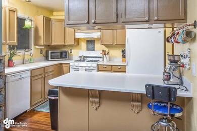 Kitchen_DMD_3792-SMALL